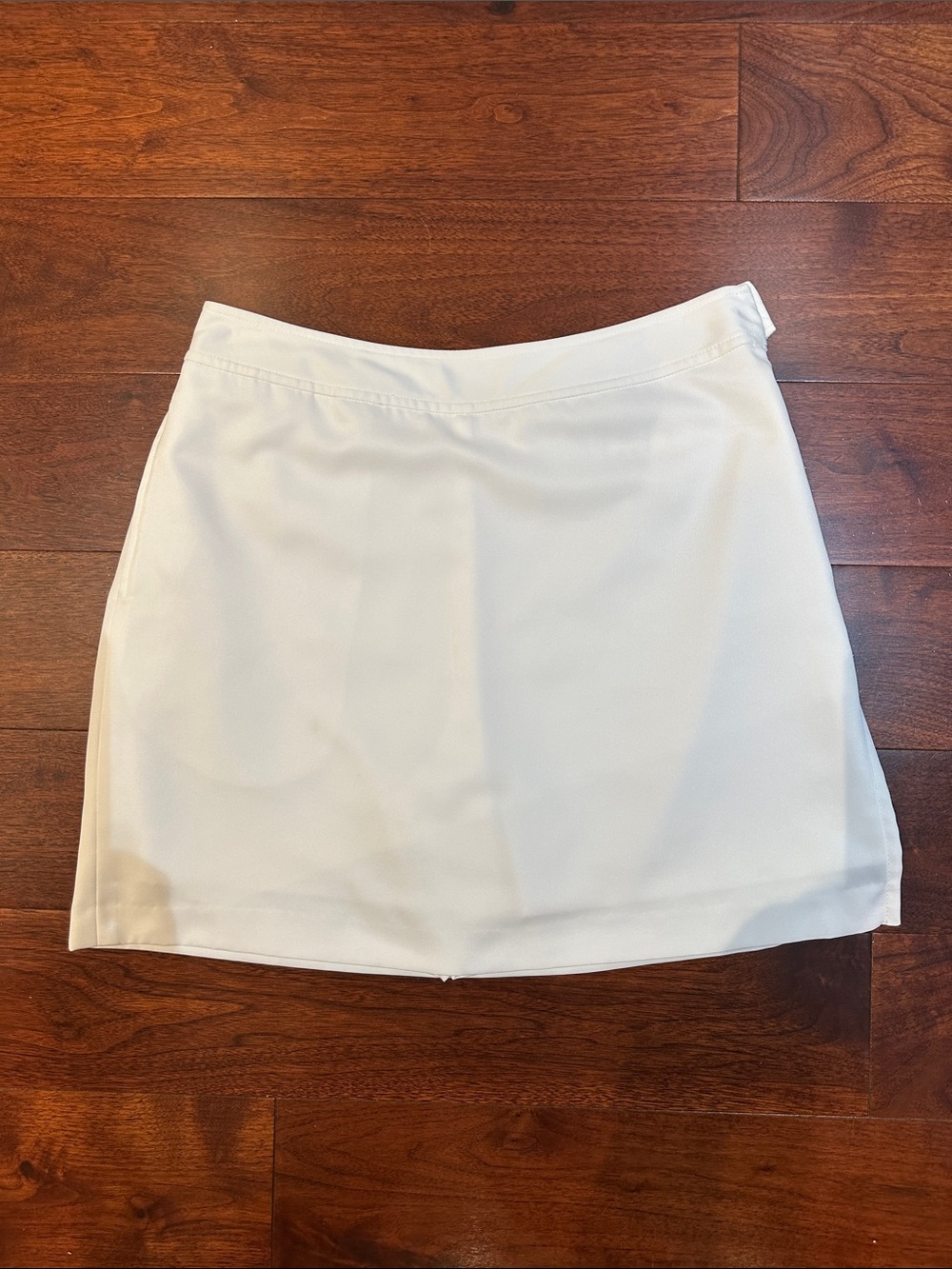 Ashworth White Mini Golf Skort Women’s Size 8